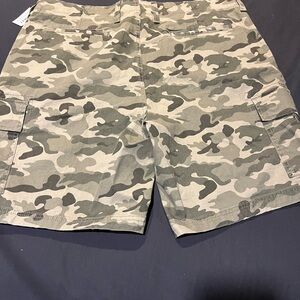 Army fatigue, cargo men shorts brand new